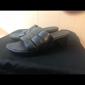 Nine $ Company Black shoes